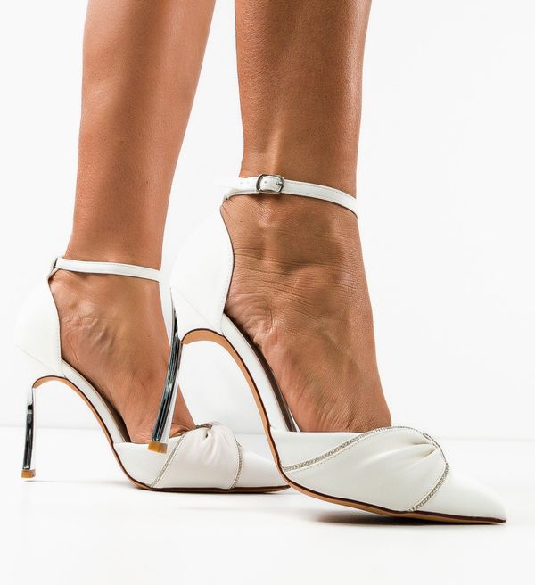 Mei Обувки Kofen Бели