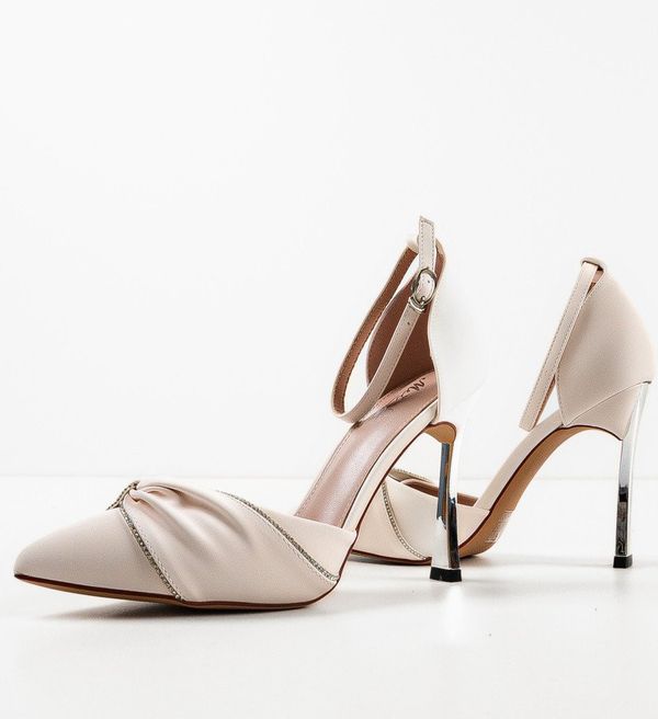 Mei Обувки Kofen Бежов