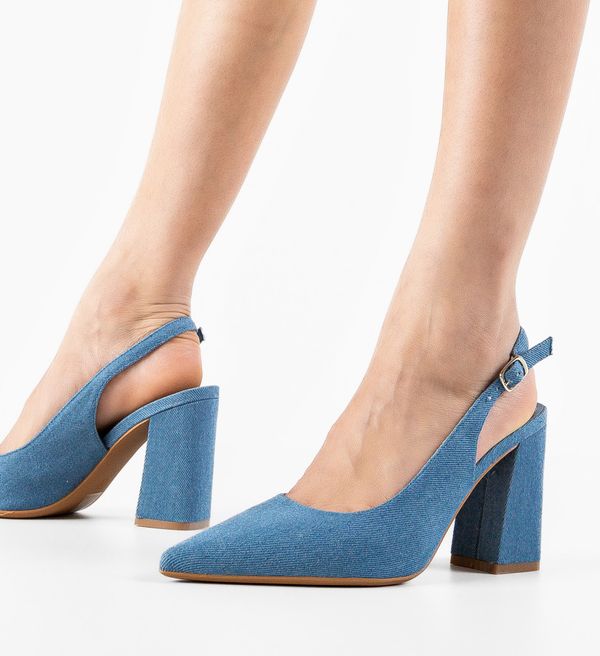 Cristina Обувки Kura Сини