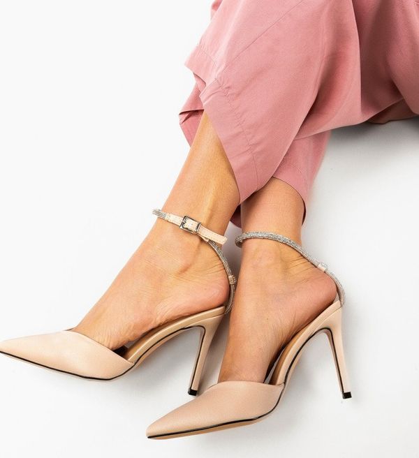 Ali Обувки Lakeshi Бежов