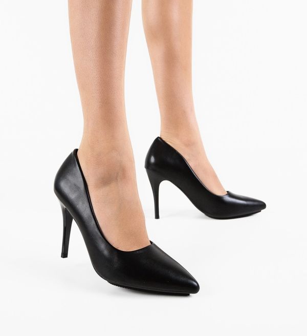 QING Обувки Lepye Черни