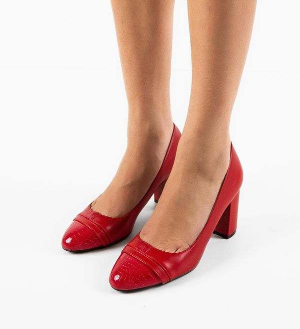 Hebe Обувки Lind Червени