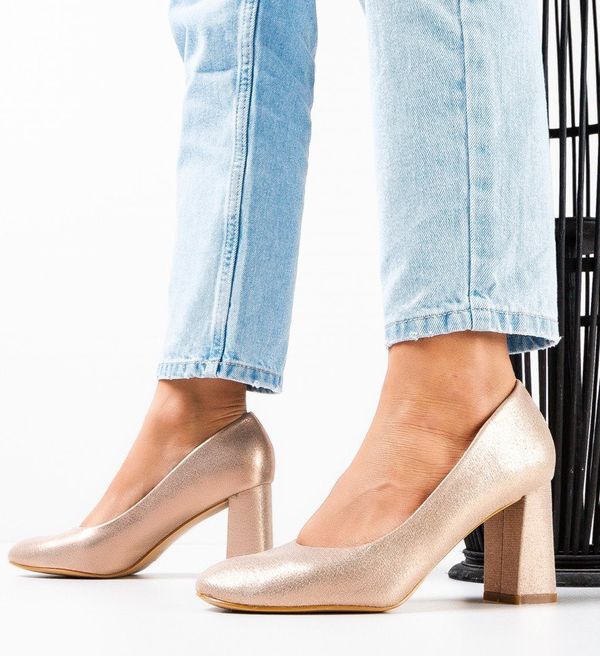 Mei Обувки Luber Златни