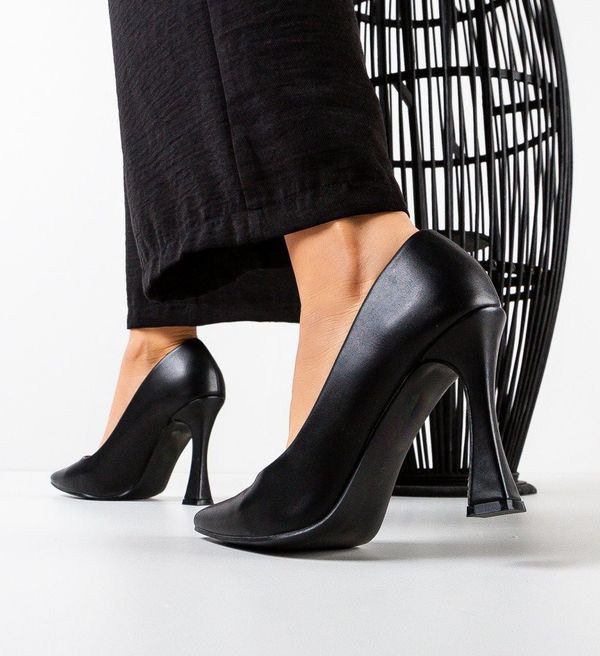 Angel Blue Обувки Luna Черни