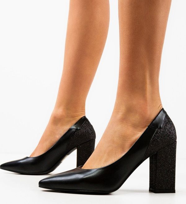 Angel Blue Обувки Lyudmila Черни