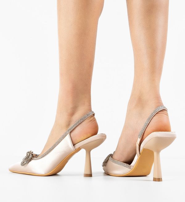 Ali Обувки Maish Бежов