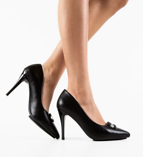 QING Обувки Maliro Черни