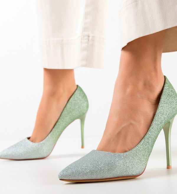 Hebe Обувки Marks Зелени