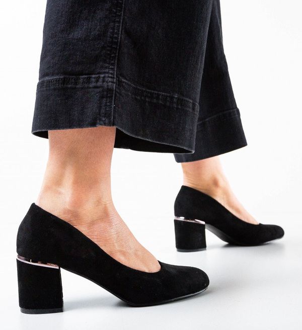 Mattar Обувки Matti Черни