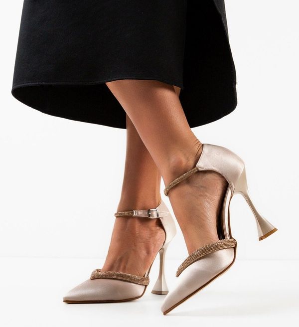 Wow Shoes Обувки MEKO Бежов