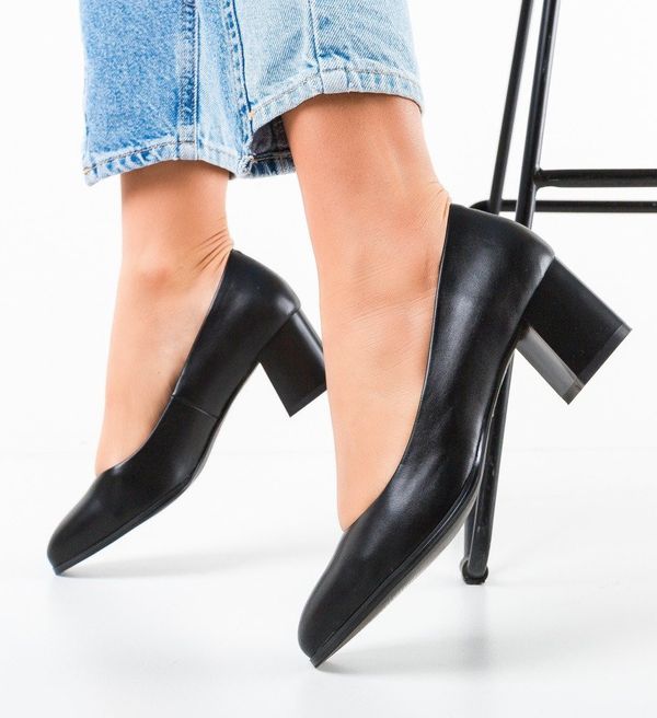 Angel Blue Обувки Mined Черни