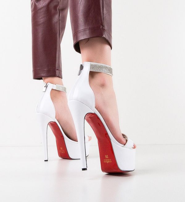 Udobni Обувки Minunas Бели