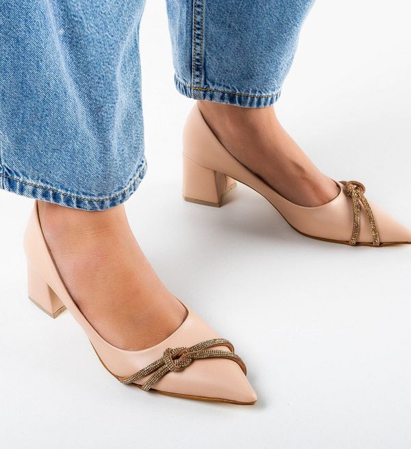 Wow Shoes Обувки Mogoi Бежов