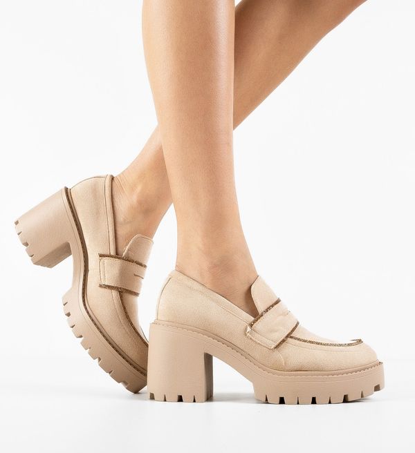 Ali Обувки Mose Бежов