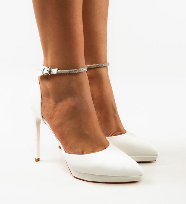 Mei Обувки Netta Бели