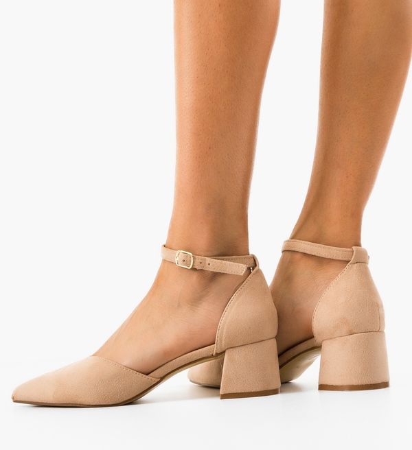 Botinelli Обувки Neyny Бежов