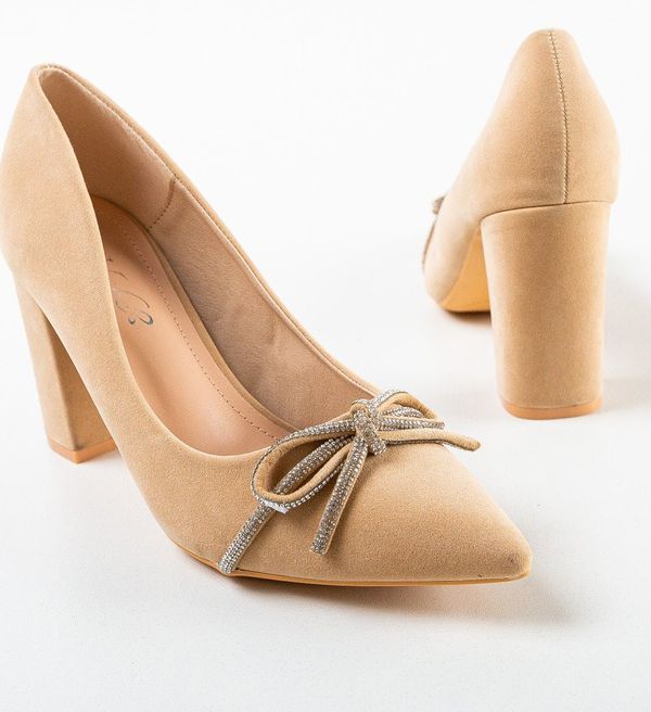 Hebe Обувки Nieve Бежов