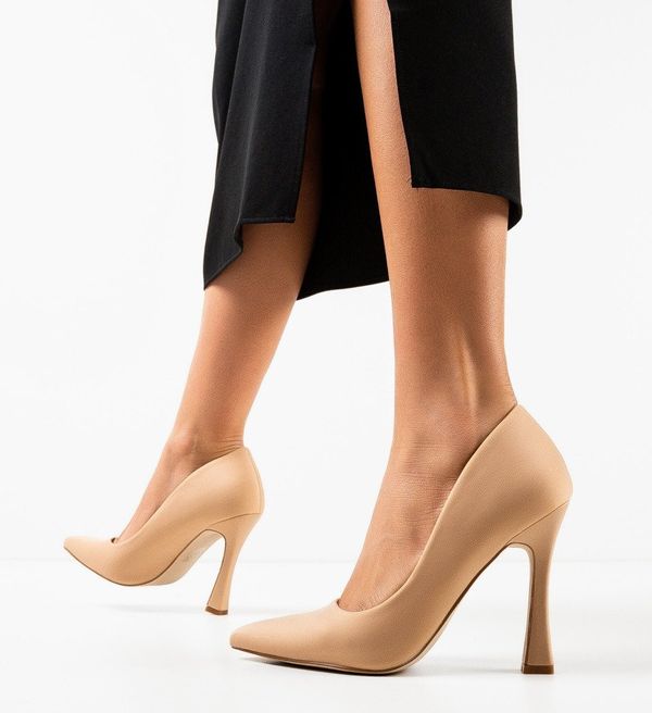 Botinelli Обувки Olyga Бежов