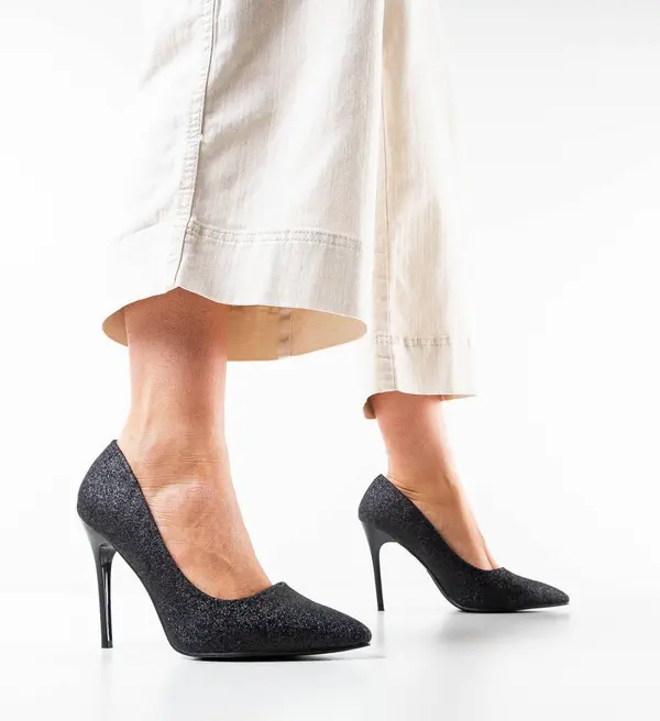 Mei Обувки Orta Черни