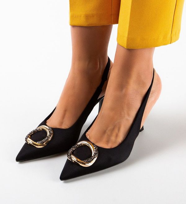 Ali Обувки Pierce Черни