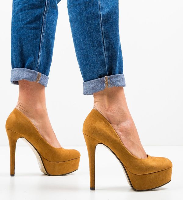 Ali Обувки Pitt Камел