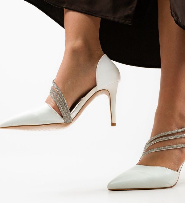 Ali Обувки Pratima Бели