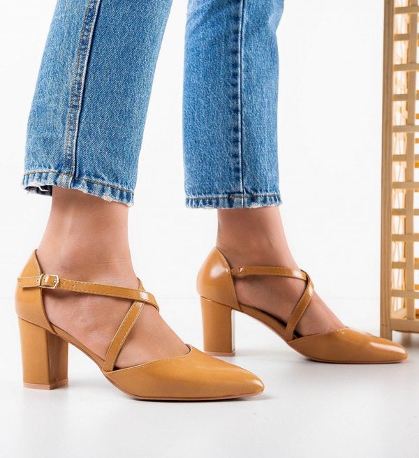 Ali Обувки Rahma Камел