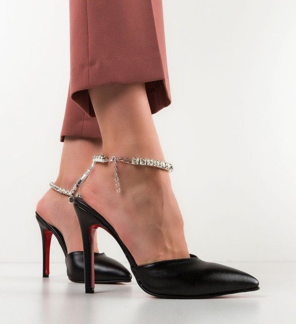 Udobni Обувки Reberta Черни