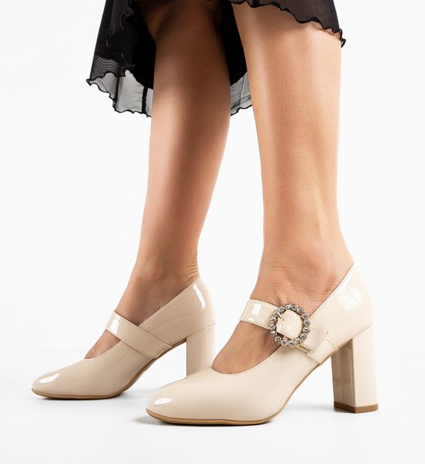 Lulux Обувки Renee Бежов