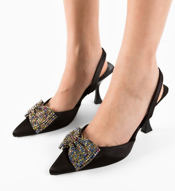 Cristina Обувки Rioni Черни