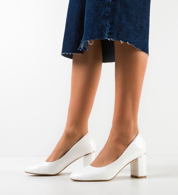 Botinelli Обувки Roach Бели