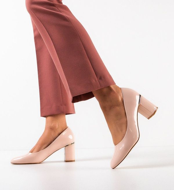 Botinelli Обувки Roach Бежов