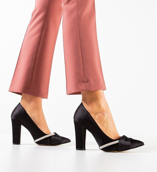 Wow Shoes Обувки Roka Черни