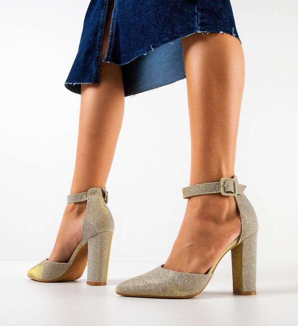 Ali Обувки Ruben Златни