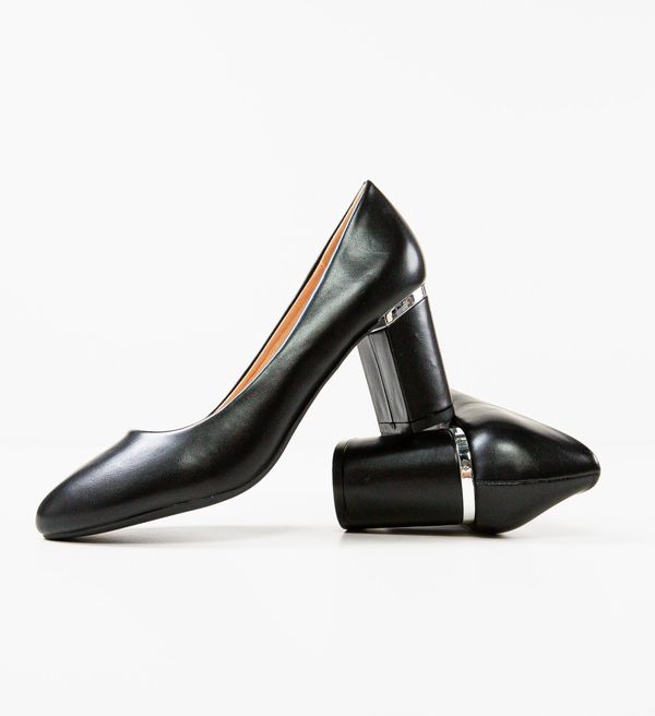 Hebe Обувки Ryouta Черни