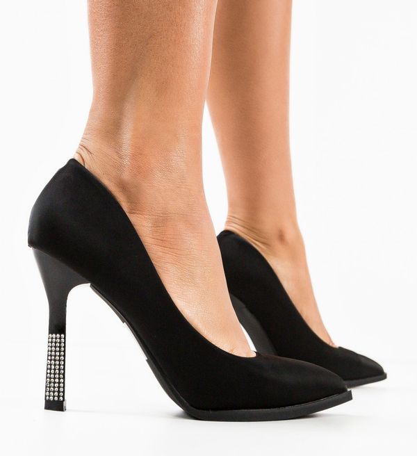 Mei Обувки Sadeas Черни