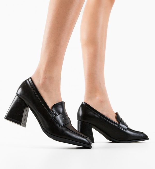 Ali Обувки Salas Черни