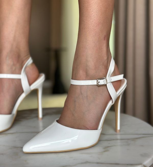 Tony Обувки Sambyal Бели