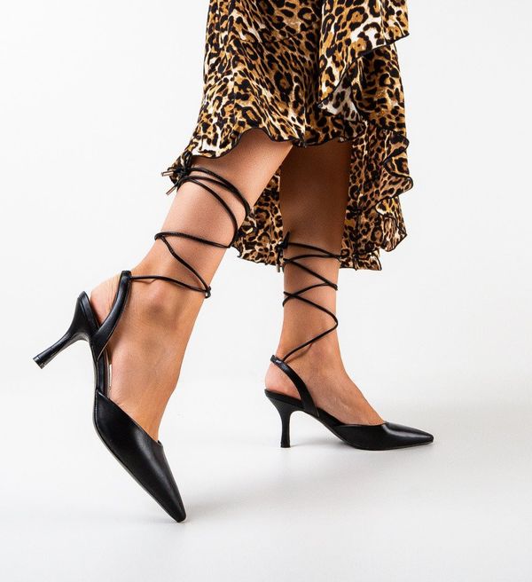 Ali Обувки Sanford Черни