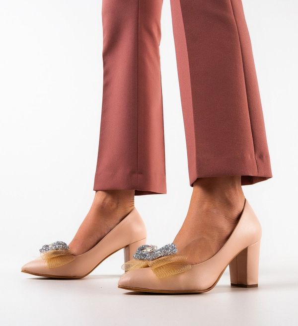 Wow Shoes Обувки Scar Бежов