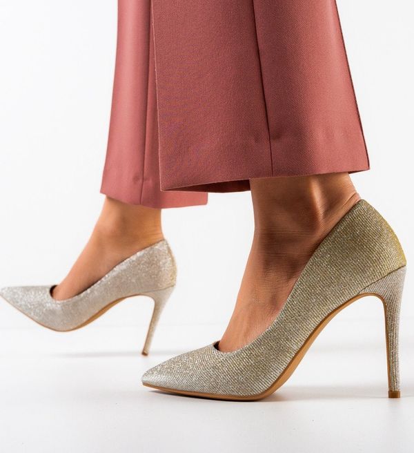 Ali Обувки Sharp Златни