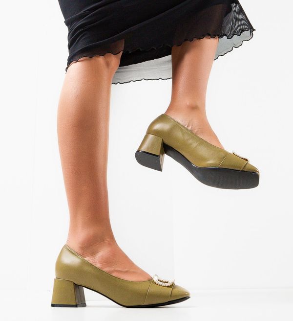 Ali Обувки Strickl Каки