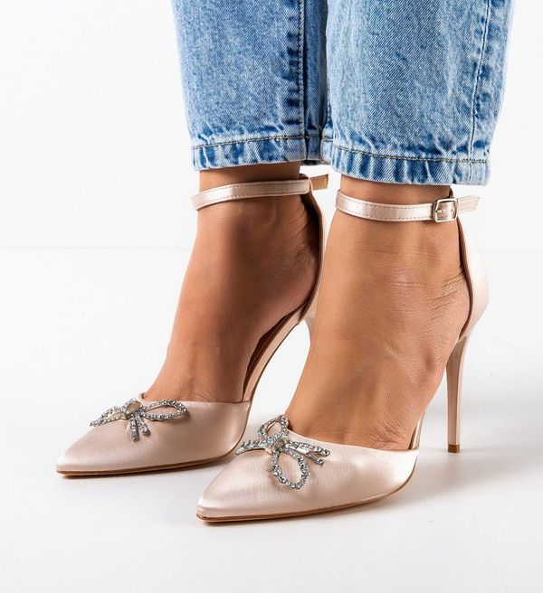 Mei Обувки Suja Бежов