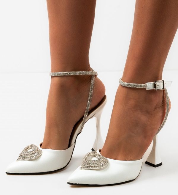 Wow Shoes Обувки Tabakan Бели