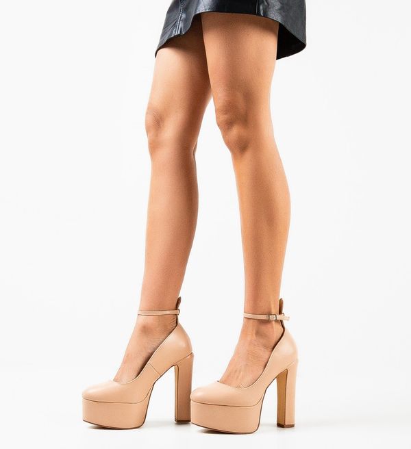 Ali Обувки Thornton Нуд