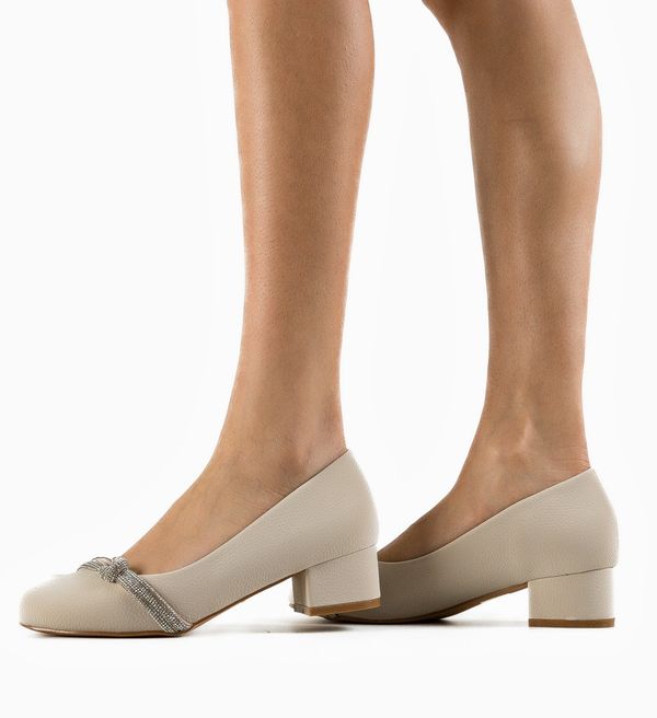 Mei Обувки Turen Бежов