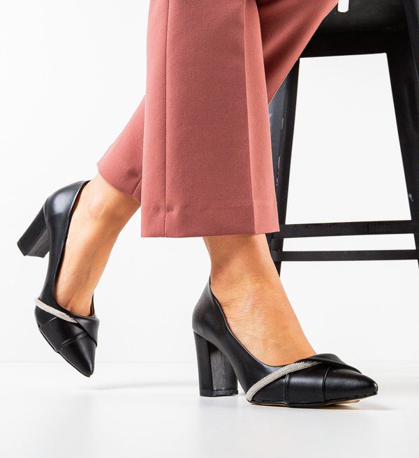 Wow Shoes Обувки Urama 3 Черни