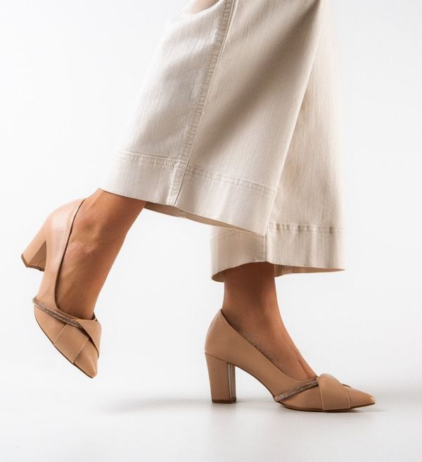 Wow Shoes Обувки Urama Нуд