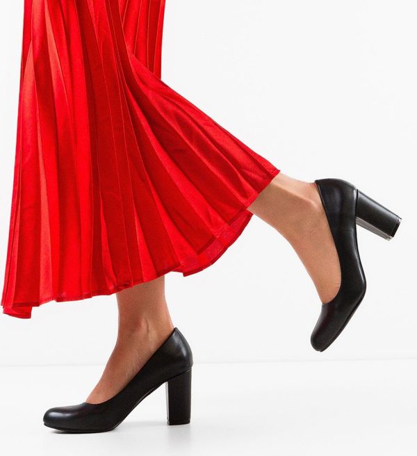 Mei Обувки Ursen Черни