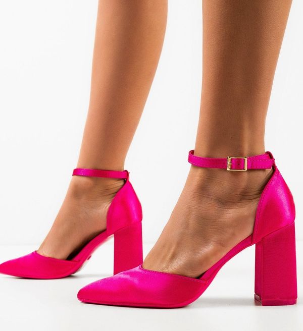 Ali Обувки Villanueva Фуксия